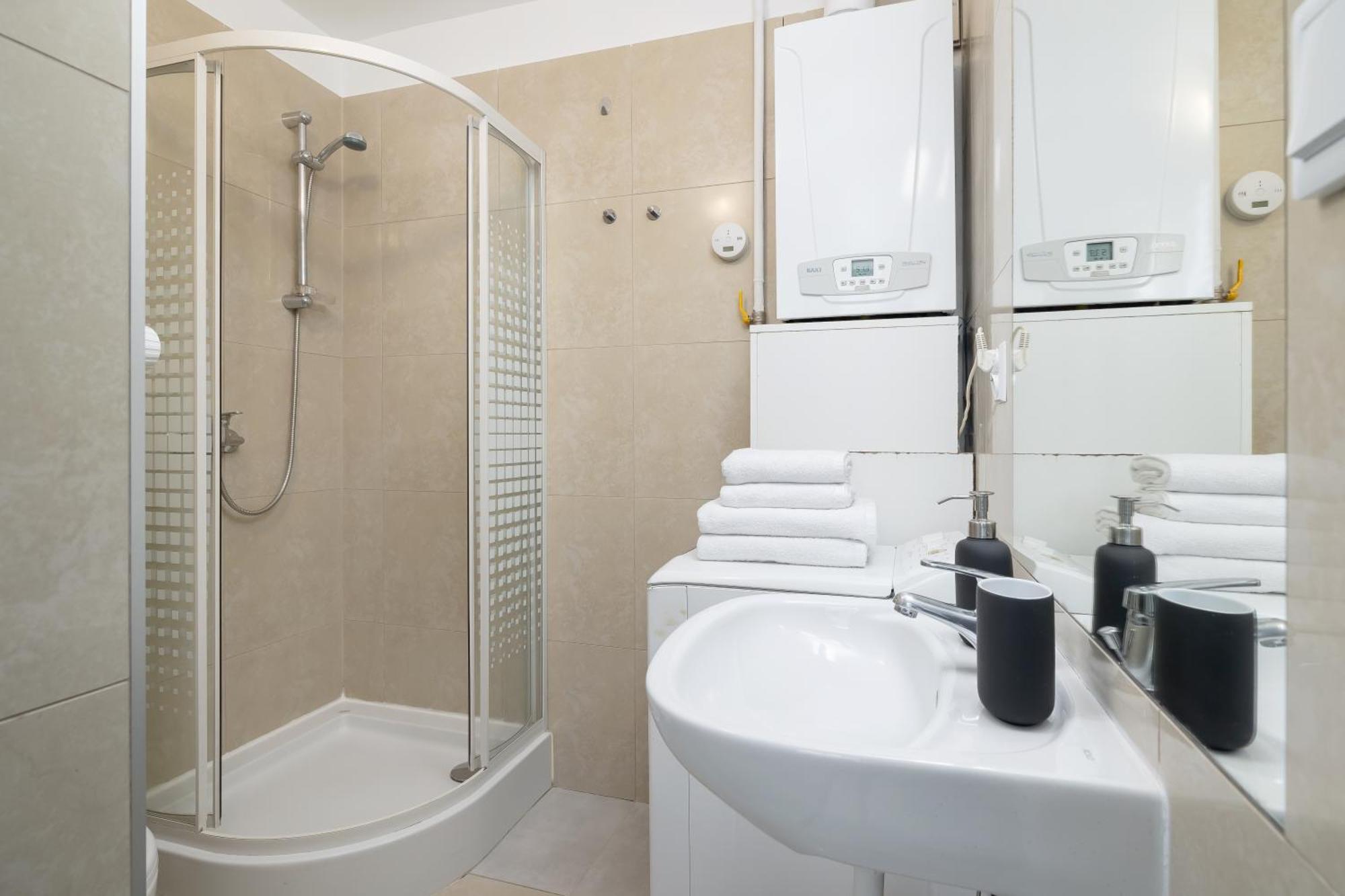 Studio Apartment With Ac - Dluga 65 Krakow Bagian luar foto